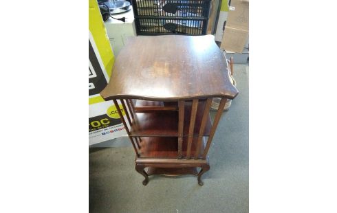 BIBLIOTHEQUE PIVOTANTE