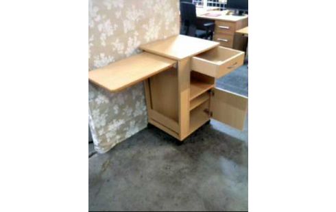 NACHTTISCH HOLZ FURN. 1-TÜR. 2-EB. 1-SCHUBL.