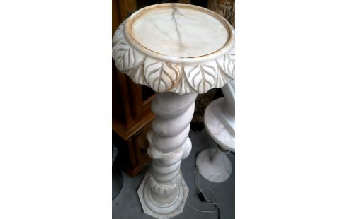 SÄULE ALABASTER BELEUCHTET