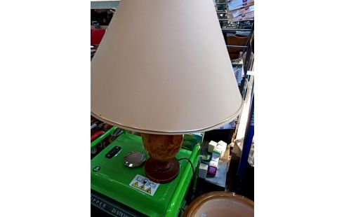 LAMPE A POSER