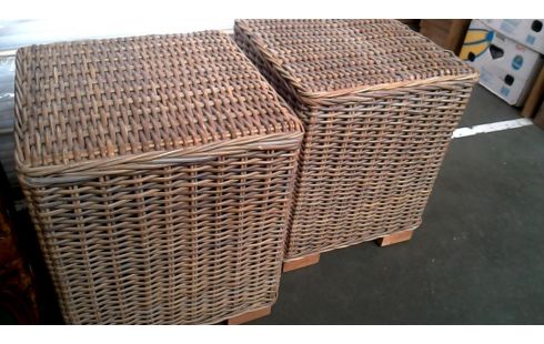 BIJZETMEUBEL ROTAN PER STUK