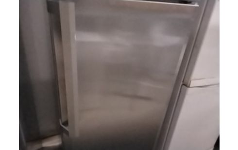 FRIGO CONGELATEUR ESSENTIEL B TITANE SILVER