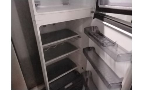 FRIGO CONGELATEUR ESSENTIEL B TITANE SILVER