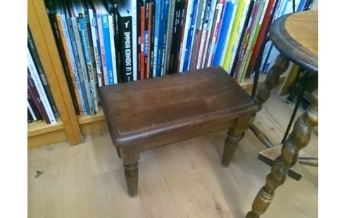 TABOURET MARCHE PIED BOIS