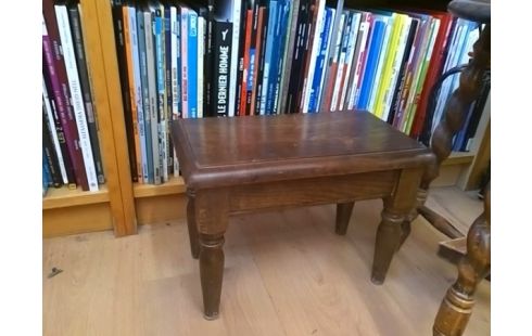 TABOURET MARCHE PIED BOIS
