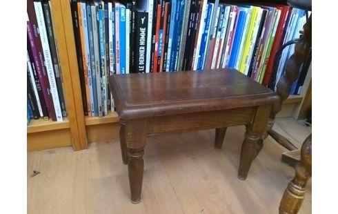 TABOURET MARCHE PIED BOIS