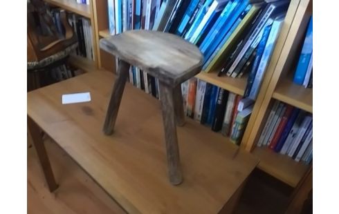 TABOURET PORTE PLANTE
