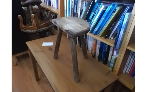 TABOURET PORTE PLANTE
