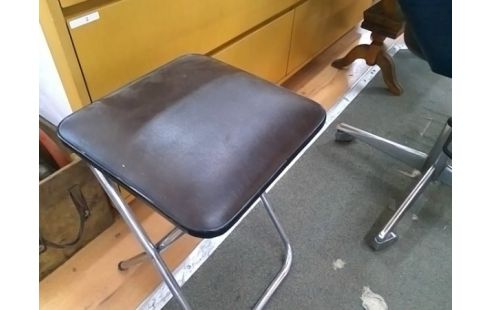 TABOURET SKAI PLIANT
