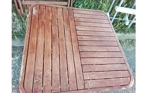 TABLE PLIANTE BOIS ALINÉA 70X70