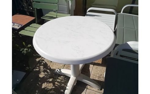 TABLE DE JARDIN PLASTIQUE BLANCHE RONDE