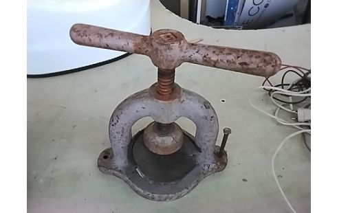 PRESSE ANCIENNE