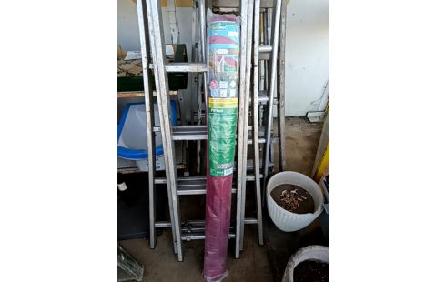 PARASOL NEUF DIAMÈTRE 190CM
