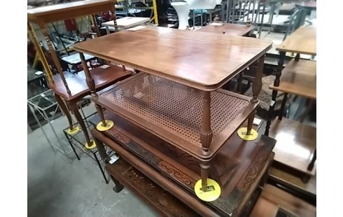 TABLE BASSE CANNEE