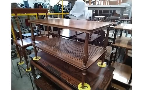 TABLE BASSE CANNEE