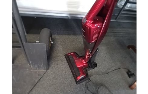 ASPIRATEUR ELSAY ROUGE SANS FIL