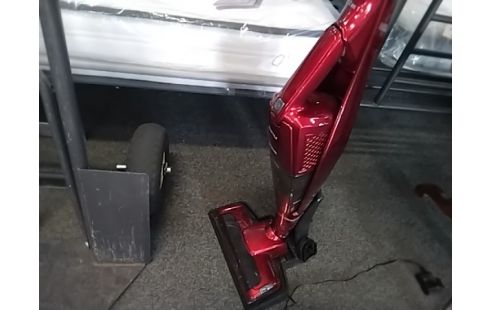 ASPIRATEUR ELSAY ROUGE SANS FIL