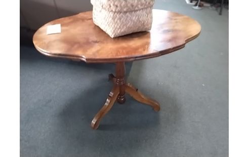 TABLE BASSE VIOLON