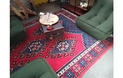TAPIS ROUGE ET BLEU