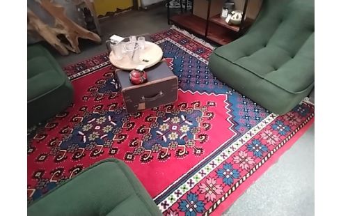 TAPIS ROUGE ET BLEU