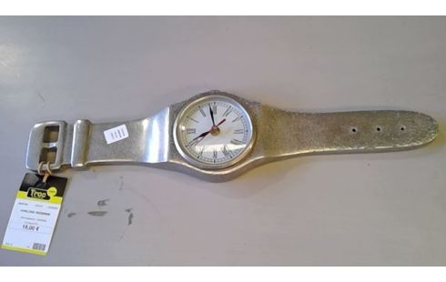 HORLOGE MODERNE