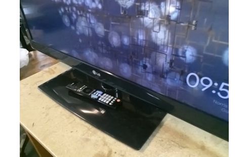 TELEVISEUR LG 107 CM / FULL HD / TNT HD / AVEC TELECOMMANDE