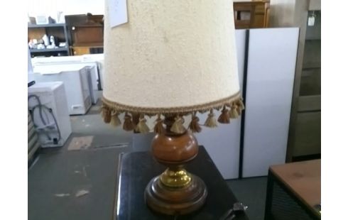 LAMPE A POSER BOIS