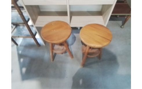 TABOURET A VIS