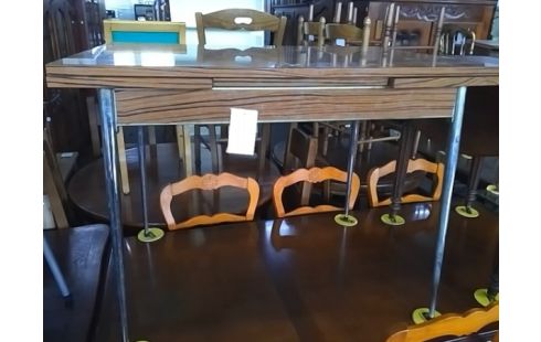 TABLE FORMICA MARRON