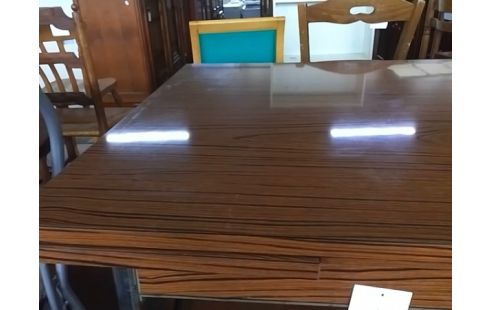 TABLE FORMICA MARRON