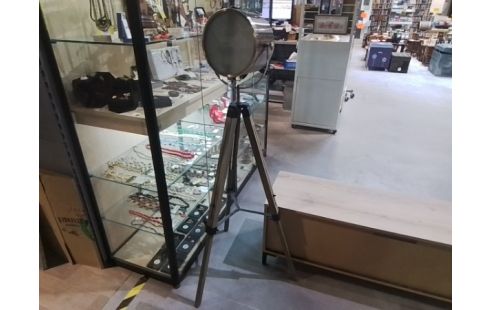LAMPE PIED STYLE PROJECTEUR