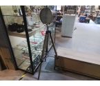 LAMPE PIED STYLE PROJECTEUR