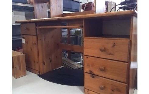 BUREAU PIN 2 PARTIES