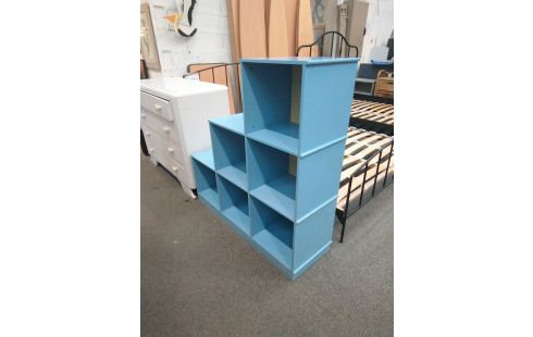 ETAGERE ESCALIER