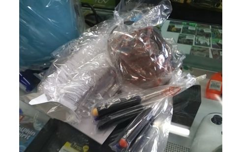 FONTAINE A CHOCOLAT BESTRON (AVEC ACCESSOIRES) NEUVE)