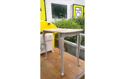 TABLE D'APPOINT
