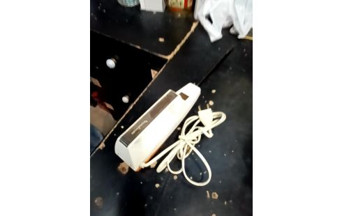 COUTEAU ELECTRIQUE