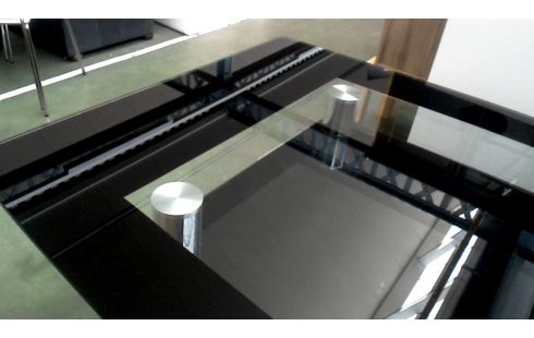 TABLE DE SALLE A MANGER CHROME GLACE