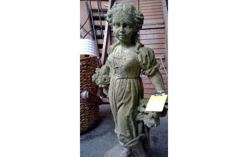 ESTATUA PIEDRA