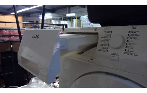 SECHOIR A LINGE AEG