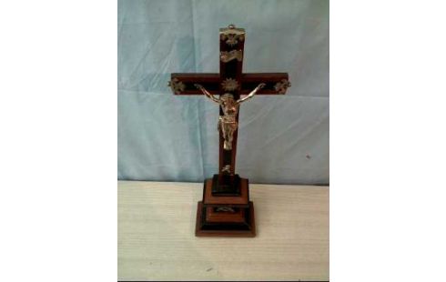 CRUCIFIX METAL