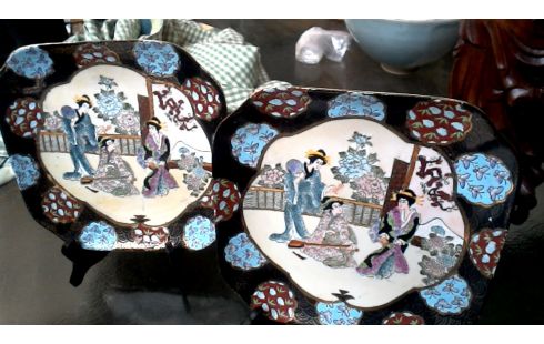 BORD JAPANS LOT VAN 2