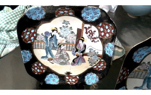 BORD JAPANS LOT VAN 2