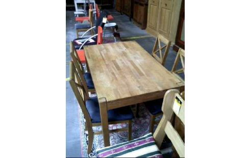 EETKAMERTAFEL