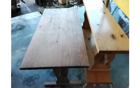 ENSEMBLE TABLE + PAIRE DE BANC