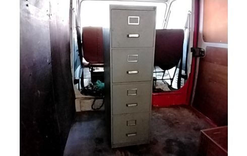 MEUBLE CASIER METAL