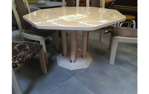 TABLE DE SALLE A MANGER OCTOGONALE LONGUE .+ 6 CHAISES / BLANC