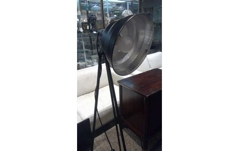 LAMPADAIRE MODERNE 