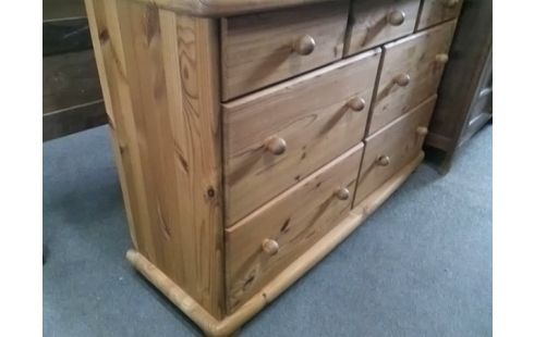 COMMODE PIN 8T