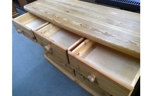 COMMODE PIN 8T
